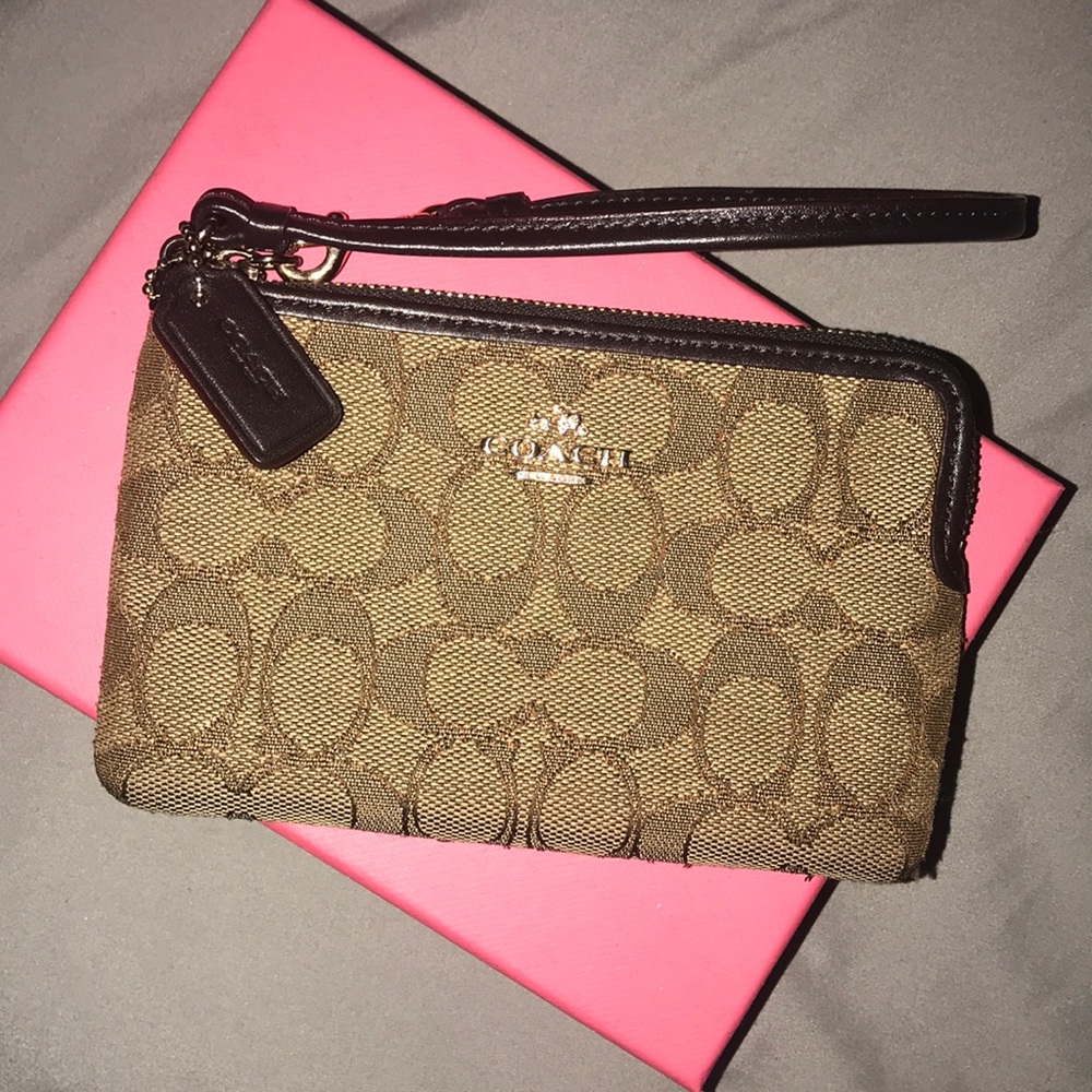 Coach Wrist Wallet